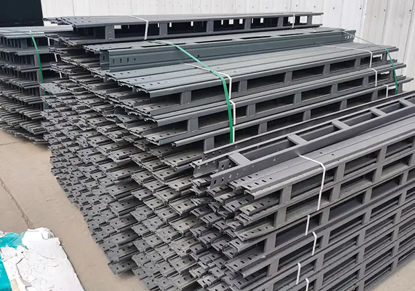 Fire-Retardant Powder-Coated Ladder Type Cable Tray