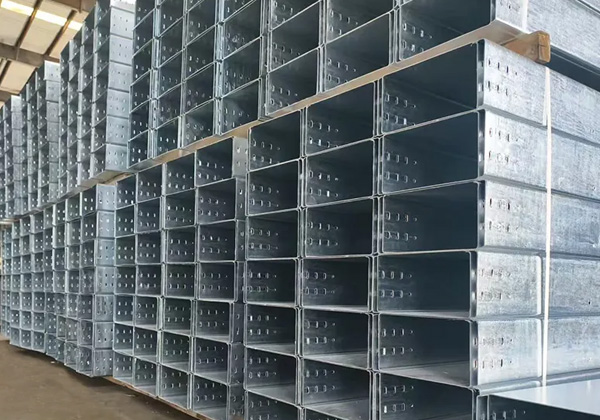 Hot Dip Galvanized Solid Bottom Cable Trunking Tray